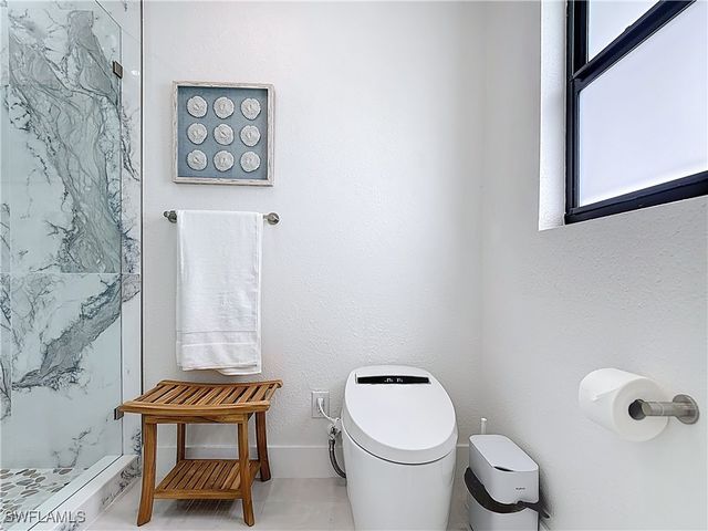 125 SE 41st TER, Cape Coral, FL 33904