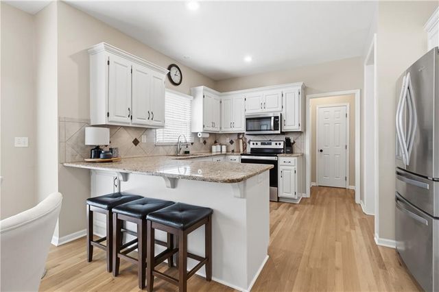 5324 W 160 Street, Overland Park, KS 66085