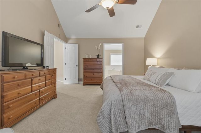 5324 W 160 Street, Overland Park, KS 66085