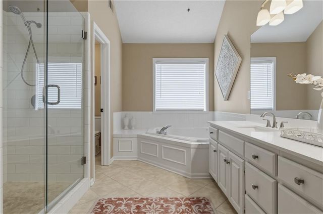 5324 W 160 Street, Overland Park, KS 66085