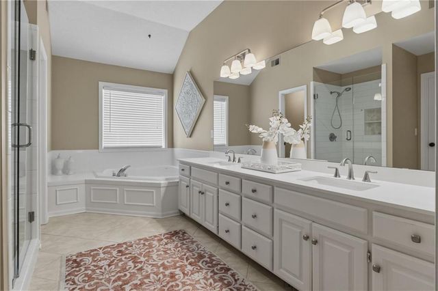 5324 W 160 Street, Overland Park, KS 66085