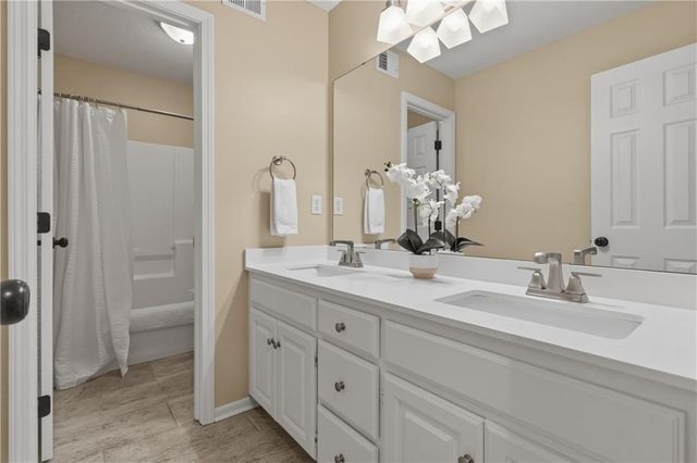 5324 W 160 Street, Overland Park, KS 66085