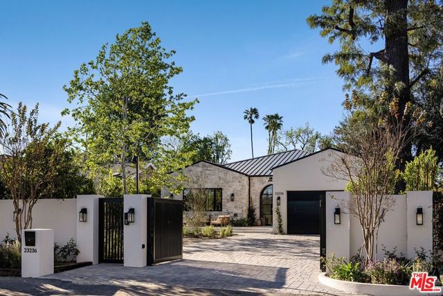 23236 Hatteras Street, Woodland Hills, CA 91367