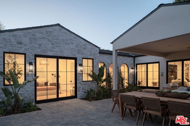 23236 Hatteras Street, Woodland Hills, CA 91367