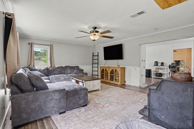 67821 29th Street, Lawton, MI 49065