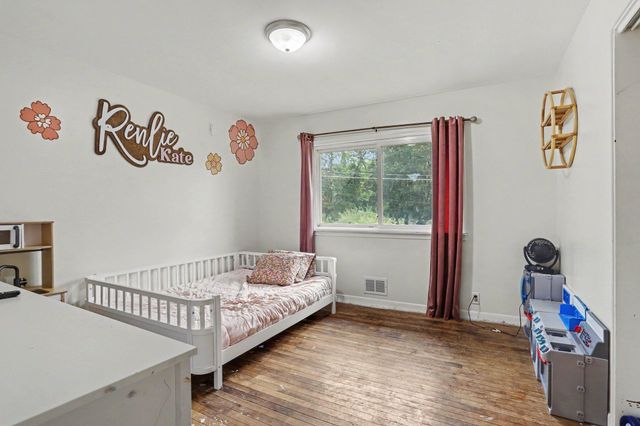 67821 29th Street, Lawton, MI 49065
