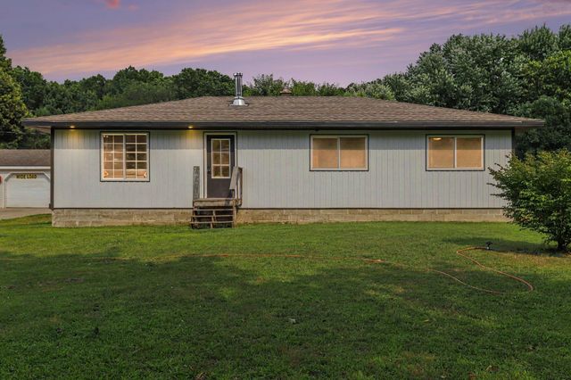 67821 29th Street, Lawton, MI 49065