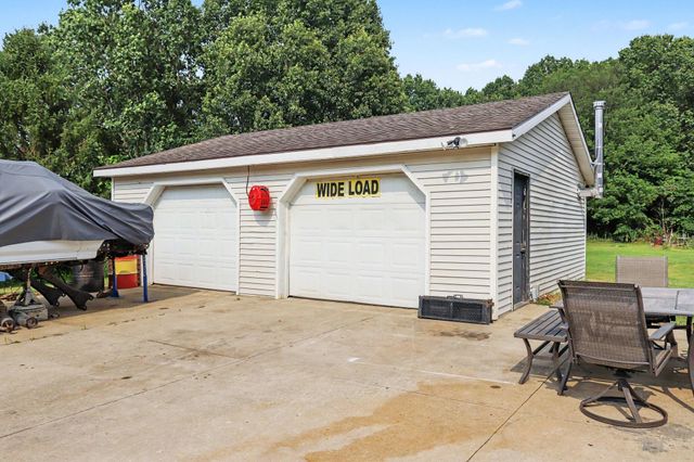 67821 29th Street, Lawton, MI 49065