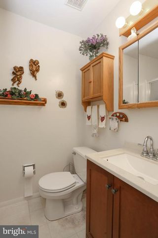 7886 HUGUENOT CT, Severn, MD 21144
