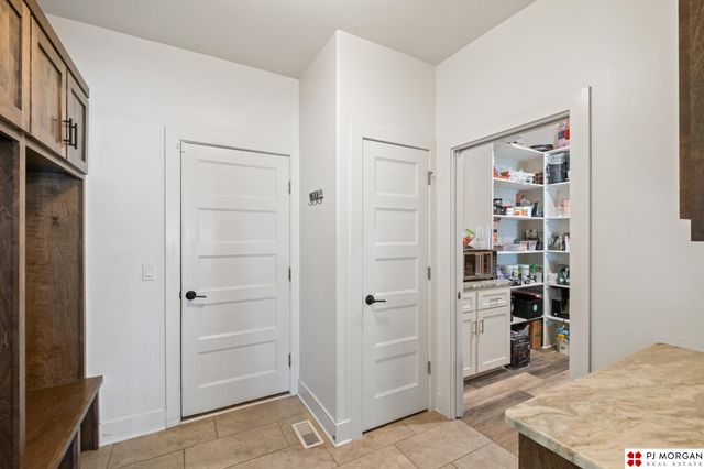 21034 X Street, Omaha, NE 68022