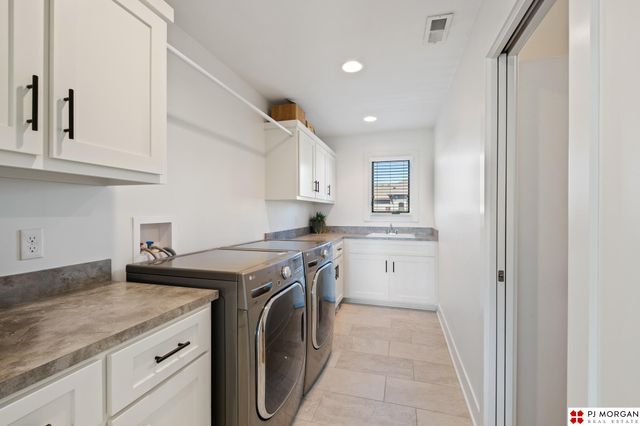 21034 X Street, Omaha, NE 68022