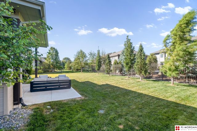 21034 X Street, Omaha, NE 68022