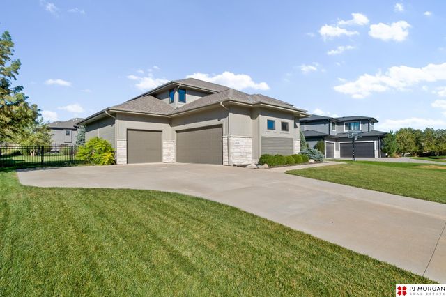 21034 X Street, Omaha, NE 68022