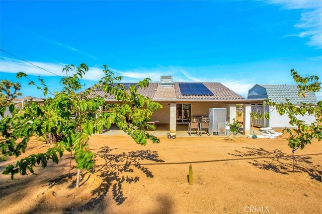 58385 Delano Trail, Yucca Valley, CA 92284