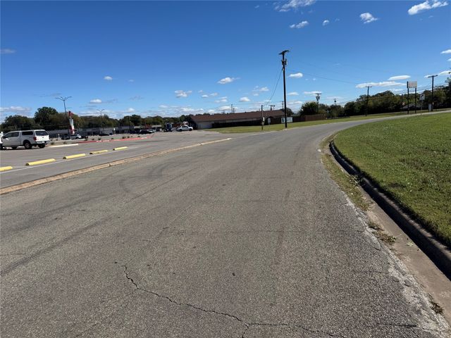 000 Archer Drive, Sherman, TX 75092