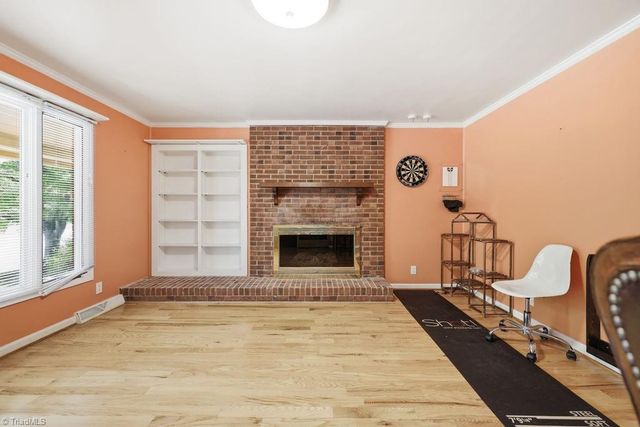 1108 Gatehouse Road, High Point, NC 28262