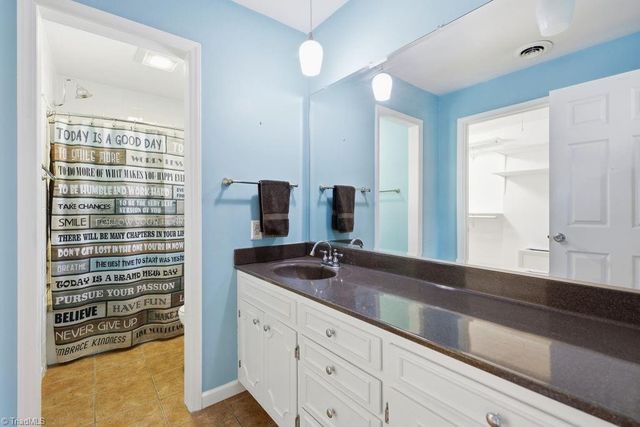 1108 Gatehouse Road, High Point, NC 28262