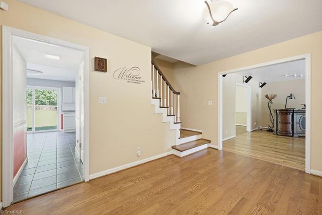 1108 Gatehouse Road, High Point, NC 28262