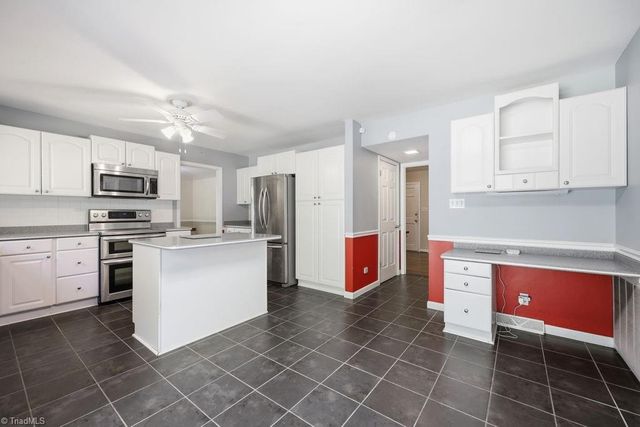 1108 Gatehouse Road, High Point, NC 28262