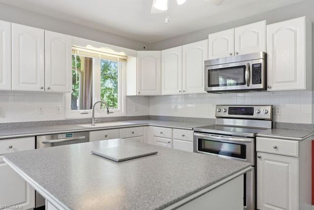 1108 Gatehouse Road, High Point, NC 28262
