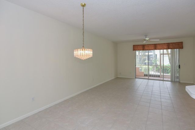 201 Muirfield Court 201e, Jupiter, FL 33458