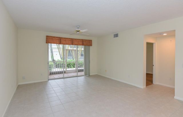 201 Muirfield Court 201e, Jupiter, FL 33458