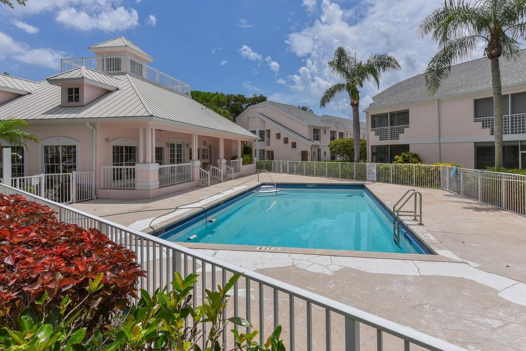 201 Muirfield Court 201e, Jupiter, FL 33458