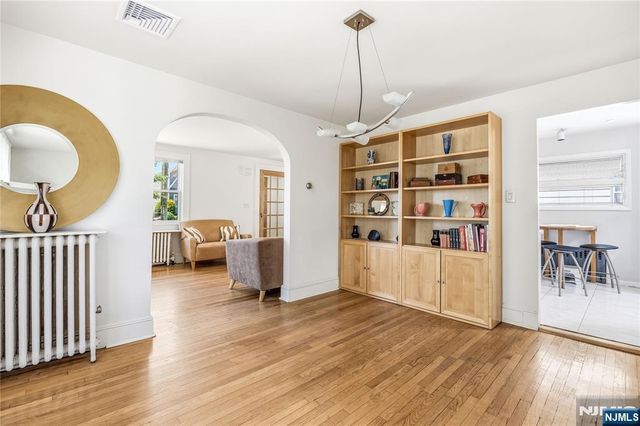 447 Sussex Road, Wood Ridge, NJ 07075