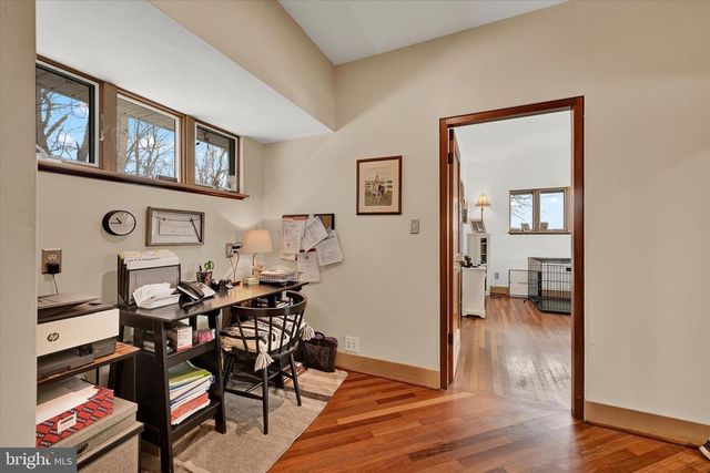 8272 WOODBINE RD, Airville, PA 17302