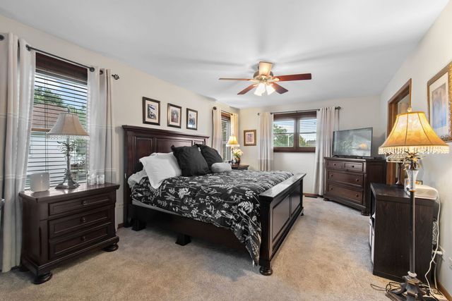 5 Beaver Creek Court, Bolingbrook, IL 60490
