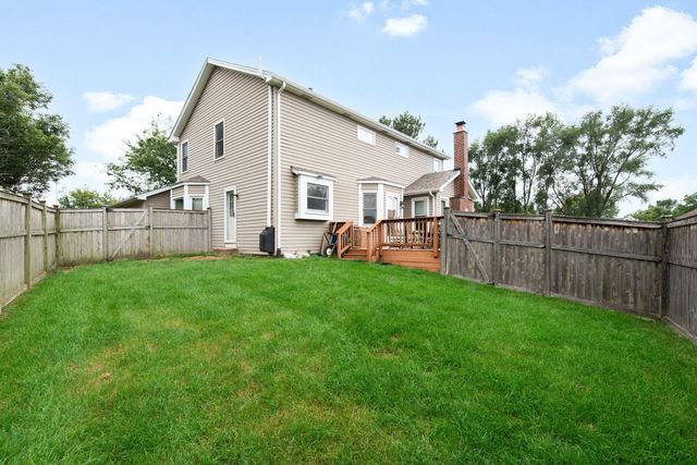 5 Beaver Creek Court, Bolingbrook, IL 60490