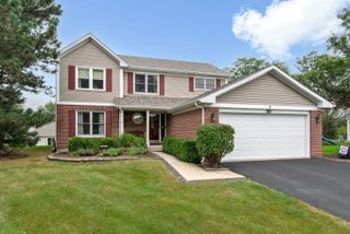 5 Beaver Creek Court, Bolingbrook, IL 60490