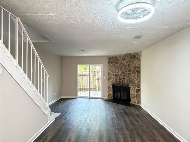 6720 Colchester Place, Norcross, GA 30093