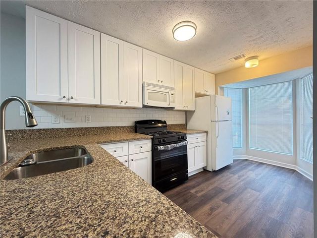 6720 Colchester Place, Norcross, GA 30093