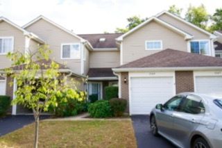 1149 E Addison Avenue E, Lombard, IL 60148