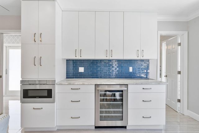 831 Dover Street, Boca Raton, FL 33487