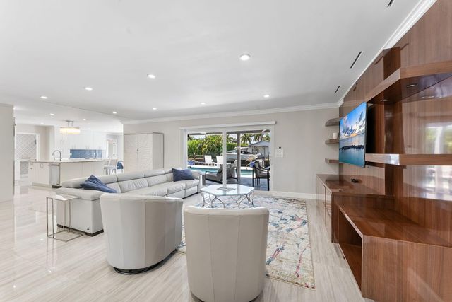 831 Dover Street, Boca Raton, FL 33487