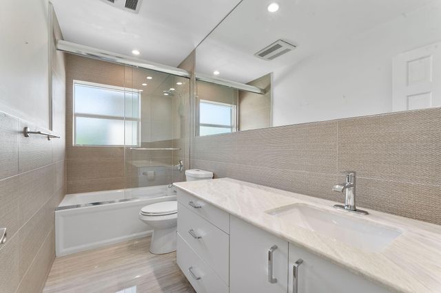 831 Dover Street, Boca Raton, FL 33487