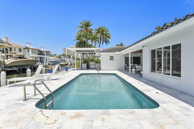 831 Dover Street, Boca Raton, FL 33487