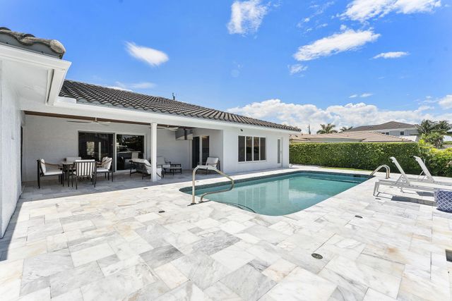 831 Dover Street, Boca Raton, FL 33487