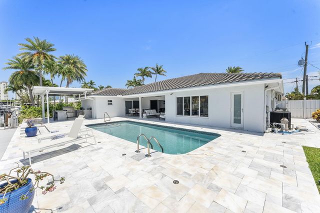 831 Dover Street, Boca Raton, FL 33487