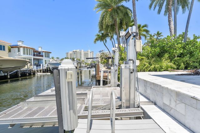 831 Dover Street, Boca Raton, FL 33487