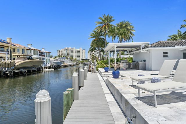 831 Dover Street, Boca Raton, FL 33487
