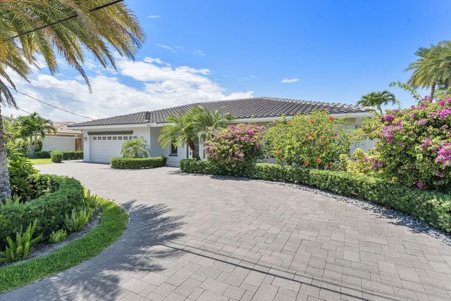 831 Dover Street, Boca Raton, FL 33487