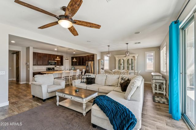 22547 E SONOQUI Boulevard, Queen Creek, AZ 85142