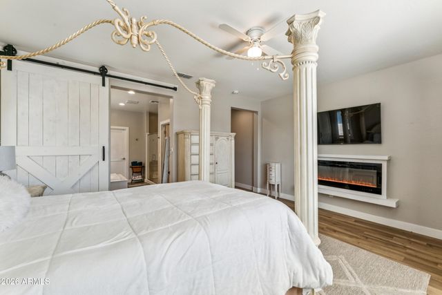 22547 E SONOQUI Boulevard, Queen Creek, AZ 85142