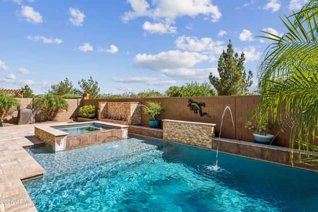 22547 E SONOQUI Boulevard, Queen Creek, AZ 85142