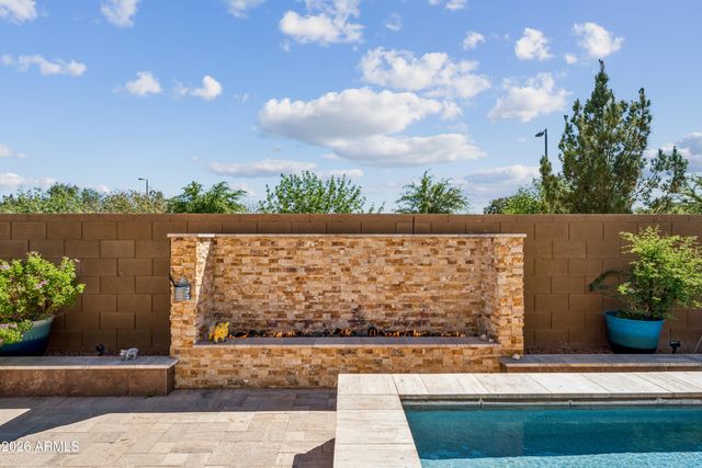 22547 E SONOQUI Boulevard, Queen Creek, AZ 85142