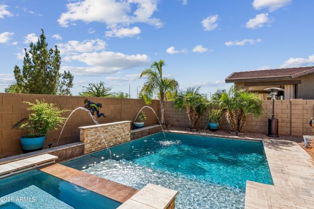 22547 E SONOQUI Boulevard, Queen Creek, AZ 85142