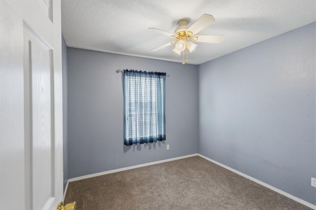 10 Psalms Place, Los Lunas, NM 87031